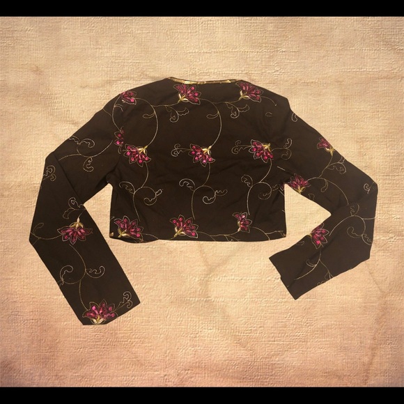 NWOT Vintage Exquz Embroidered Embroidered and Sequins Floral Cropped Ja… - Picture 2 of 5
